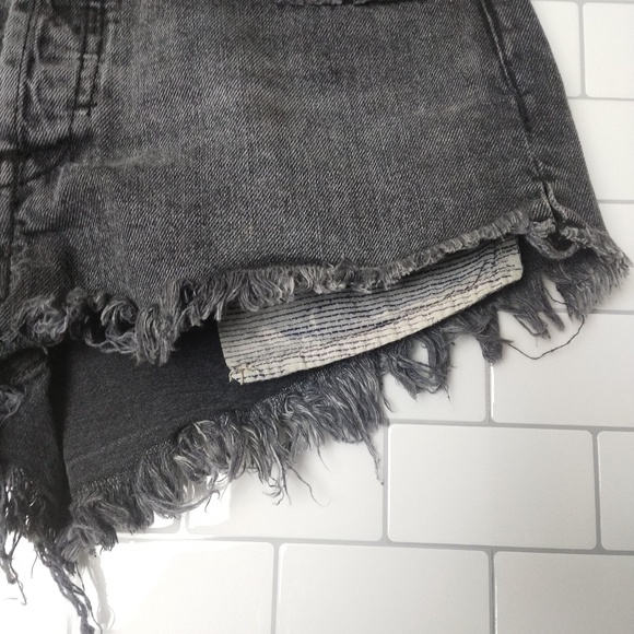 We the free anthropologie faded distressed shorts - Picture 2 of 4